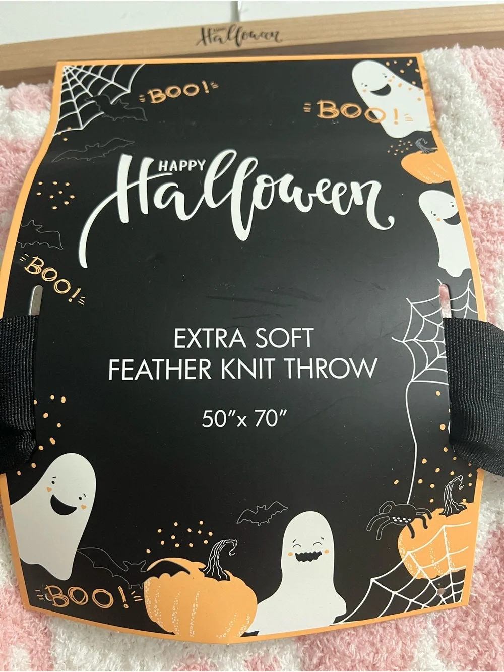 Halloween Ghost Feather Knit Throw Blanket - Pink & White -
